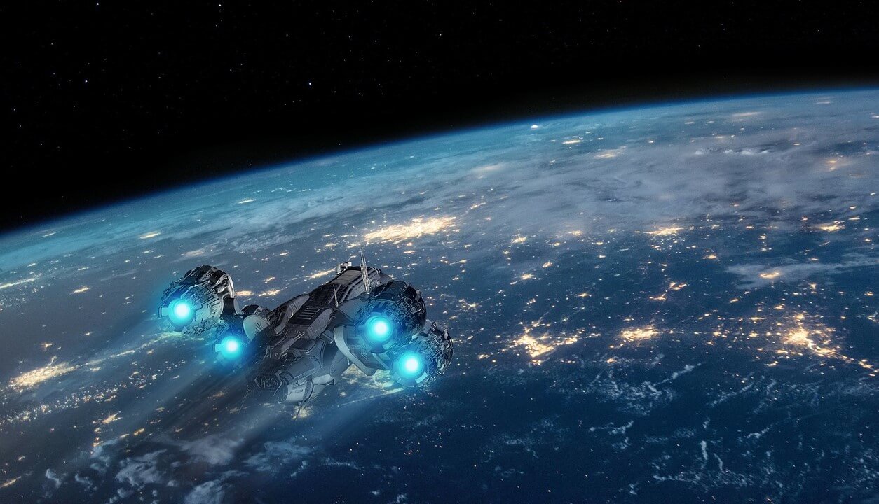 Nave se acerca a planeta en el que hay zonas iluminadas