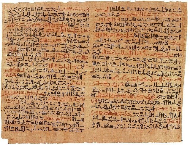 Papiro con escritura hierática